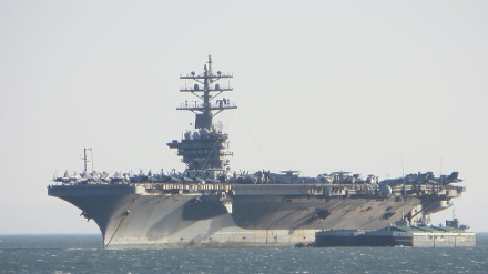 Posada na američkom nosaču aviona u Crvenom moru želi kući