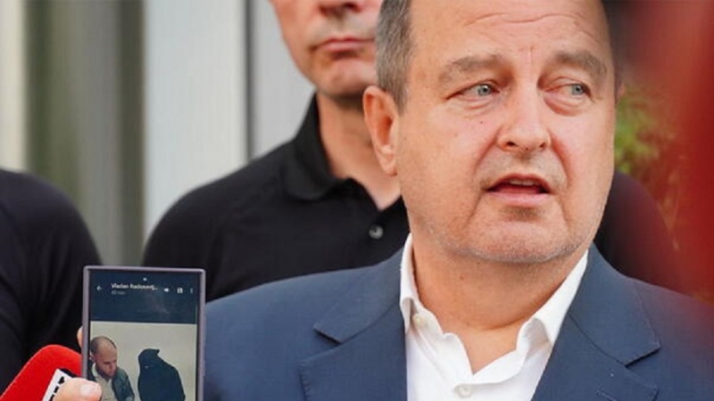 U Beogradu izvršen napad na policajca ispred izraelske ambasade