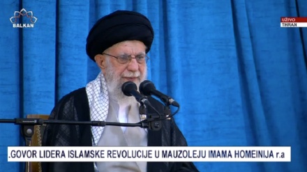 GOVOR LIDERA ISLAMSKE REVOLUCIJE U MAUZOLEJU IMAMA HOMEINIJA r.a