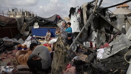 Meytê şewitî yê 60 şehîdî ji bin kavilên Xezeyê hatin derxistin