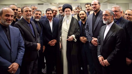 Ajetullah Hamenei: Predsjednik Raisi predvodio je vladu nade i marljivog rada