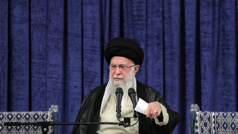 Imam Hamenei: Hezbollah će odrediti sudbinu regiona