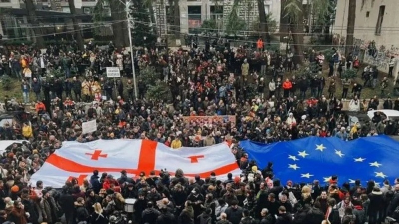 Gürcüstanda seçki sonrası vəziyyət gərgin olaraq qalır