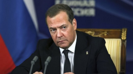 Medvedev Üçüncü Dünya Müharibəsinin başlanğıcını proqnozlaşdırır