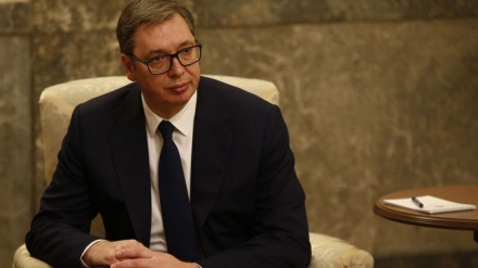 VUČIĆ: SUTRA OČEKUJEM NOVE OSTAVKE U VLADI SRBIJE, NE MOŽETE POBJEĆI OD ODGOVORNOSTI