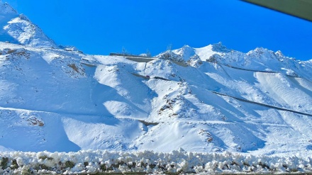 سالنګ کې درنه واوره 