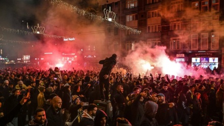 Ötən gecə Fransa polisi Fələstin tərəfdarlarına hücum çəkib