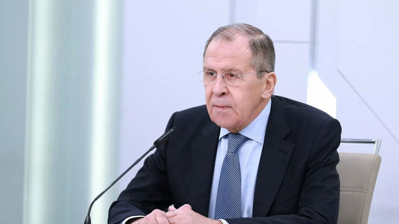 LAVROV: NATO NASTOJI DA KONTROLIŠE SVIJET