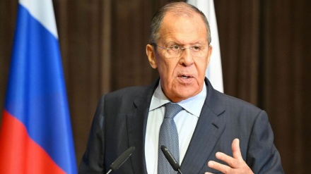 LAVROV UPOZORAVA PROTIV NAPADA NA RUSIJU DALEKOMETNIM ORUŽJEM