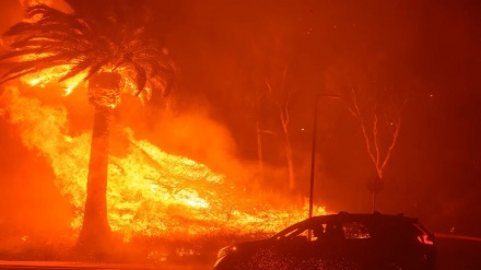 POŽAR U KALIFORNIJI NATJERAO HILJADE LJUDI DA NAPUSTE SVOJE DOMOVE 