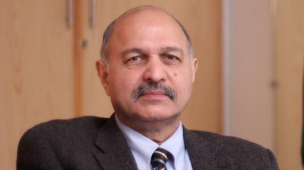 پاکستان میں غلط معلومات کے پھیلاؤ میں بین الاقوامی پروپیگنڈا کا کیا کردار ہے؟ وفاقی وزیر مشاہد حسین کا بیان