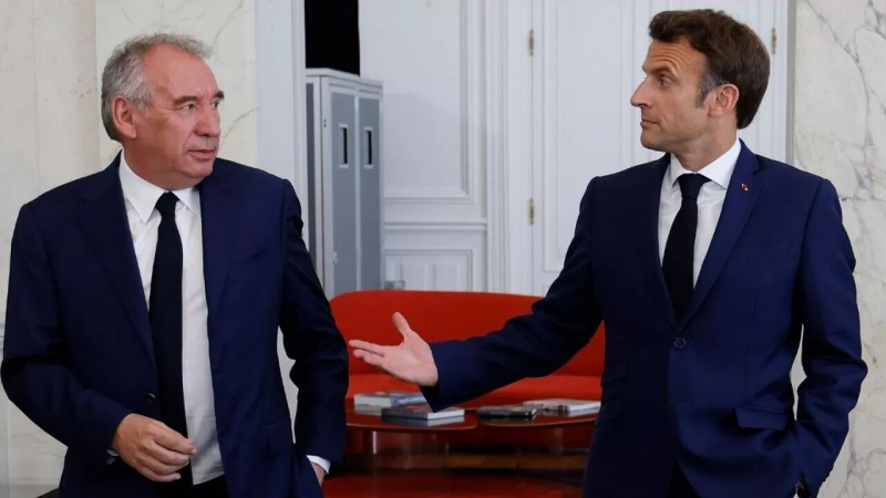 PREDSTAVLJENA NOVA FRANCUSKA VLADA