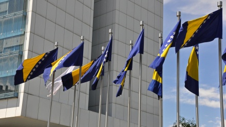 IŠERIĆ: TROJKA ŠUTI DOK SE RUŠI USTAVNI POREDAK BIH I OSAMOSTALJUJE RS