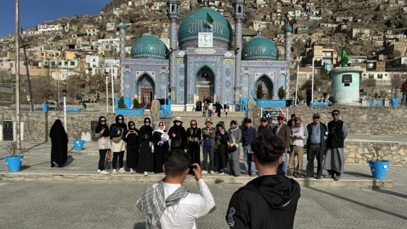 استقبال گرم طالبان از گردشگران در سایه هشدارها