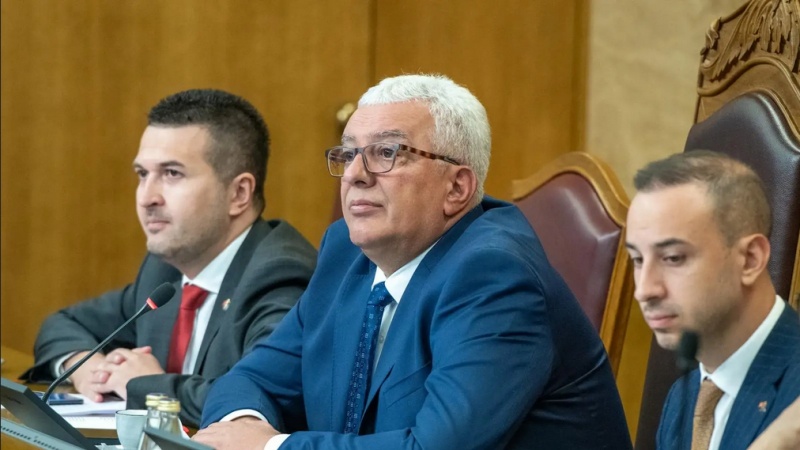 PREKINUTA SJEDNICA CRNOGORSKE SKUPŠTINE, MANDIĆ ODUZEO RIJEČ ZASTUPNICIMA OPOZICIJE
