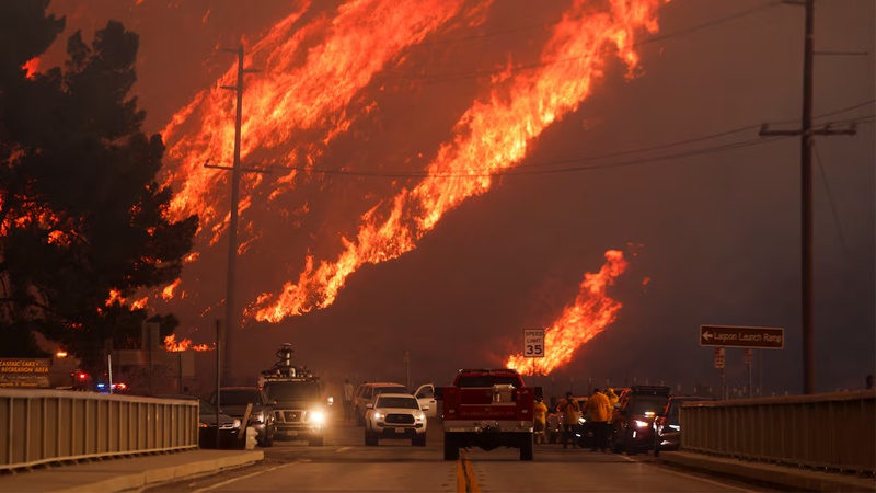 NOVI TALAS POŽARA U LOS ANĐELESU  