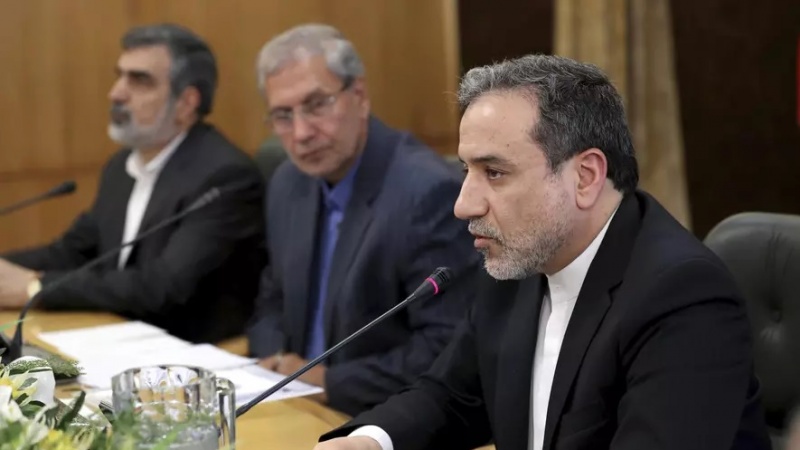 Əraqçi: İranın su hüququ Hirmənd müqaviləsinə əsasən təmin ediləcək.