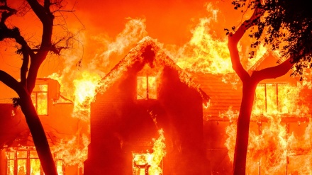 POŽAR U LOS ANGELESU NAJGORA PRIRODNA KATASTROFA U HISTORIJI SAD-A