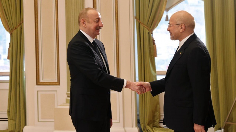Əliyev və Qalibaf görüşdülər