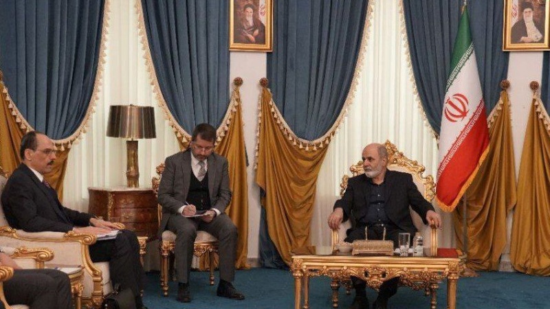 İ. Kalın Ə. Əhmədiyanla görüşüb
