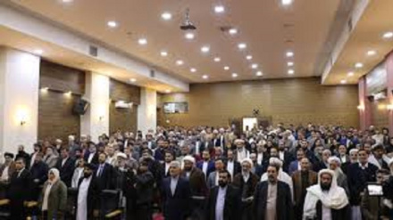 د ایران اسلامي انقلاب په اړه د افغانانو لیدلوری