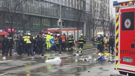 Maşînekê li Almanê da ser gel, 15 kes birîndar bûn