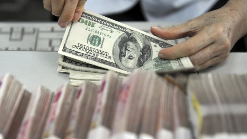 Tramp Federal Ehtiyat Sisteminin sədrini danladı; dollar kəskin ucuzlaşdı
