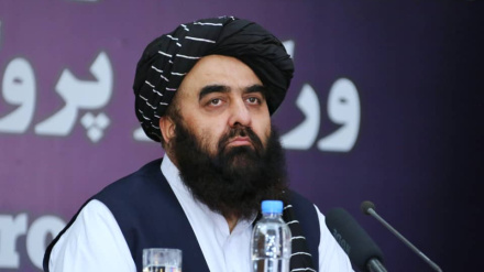 د امیرخان متقي پر سفر د بندیز لرې کول