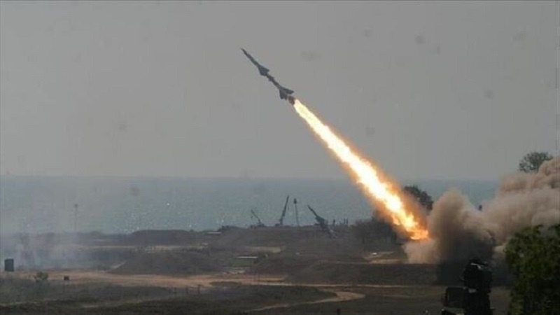 Daxuyaniya Hêzên Çekdar ên Yemenê derbarê êrişa bi mûşek û xwefiran ser erdên dagirkirî