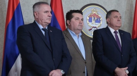 DA LI ĆE DODIK, STEVANDIĆ I VIŠKOVIĆ IGNORISATI HELEZOVU NAREDBU I DOĆI U KASARNU OS BIH?