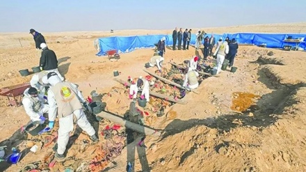 تاکوو ئێستا ڕوفاتی 1700 کورد لە گۆڕە بەکۆمەڵەکان هەڵدراونەتەوە
