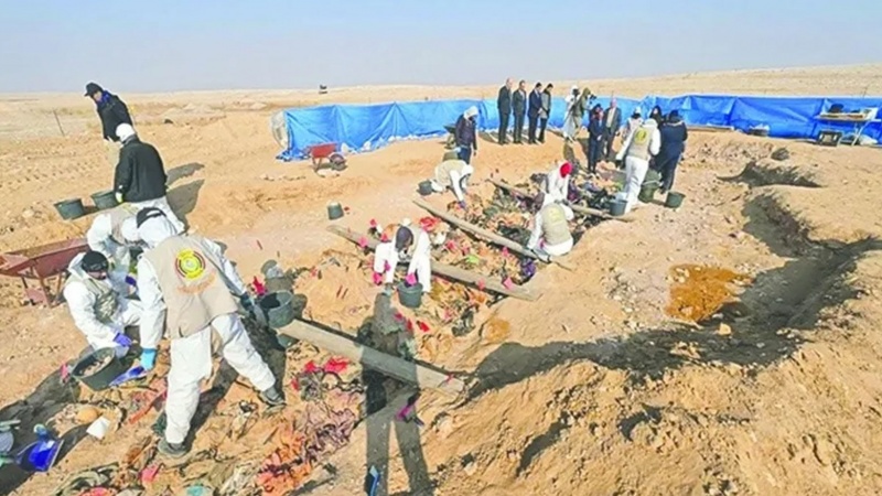 تاکوو ئێستا ڕوفاتی 1700 کورد لە گۆڕە بەکۆمەڵەکان هەڵدراونەتەوە