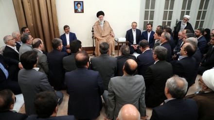 ڕێبەری شۆڕش: ئەندامەتی ئێران لە په یمانه ناوچەیی و جیهانییەکان لەوان شانگهای و بریکس ، دەرفەتێکە بۆ پێشکەوتن