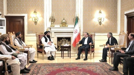 دیدار وزرای خارجه افغانستان و ایران در تهران