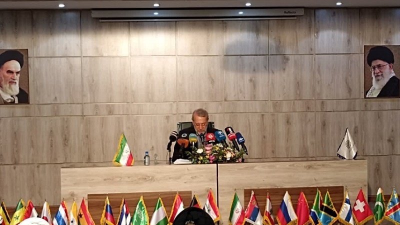 موجودہ حالات میں ایرانی قوم نے ہوشیاری اور ثابت قدمی کا مظاہرہ کیا: علی لاریجانی