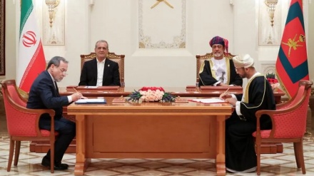 İran və Oman Sultanlığı arasında 18 əməkdaşlıq sənədi imzalanıb