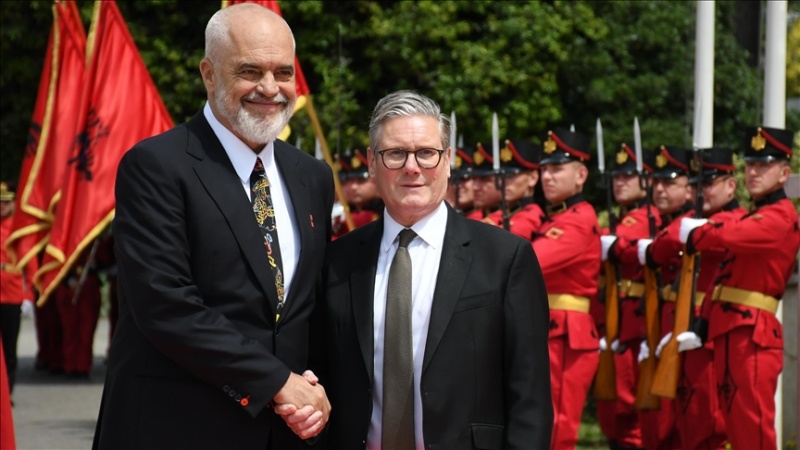 PREMIJER VELIKE BRITANIJE STARMER U TIRANI: ALBANIJA SNAŽAN SAVEZNIK U NATO-U