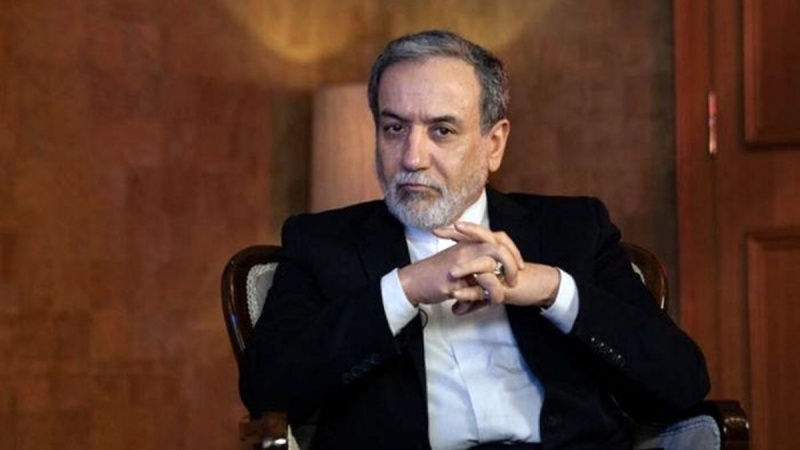 Əraqçi İngiltərədə saxlanılan iranlılar haqqında uydurma hekayəni rədd edib