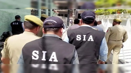 کشمیر کے کئی ضلعوں میں چھاپہ مار کارروائیاں!