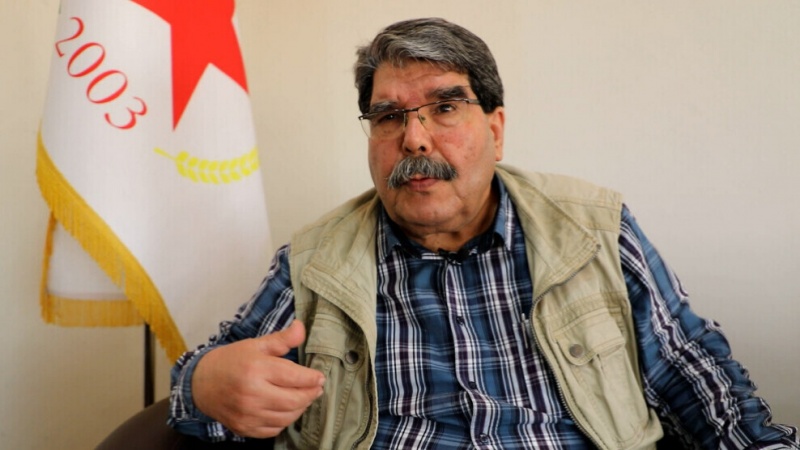 Kurdên Sûriyê: Em ê tenê bi hevhatina bi Şamê re çekan daynin