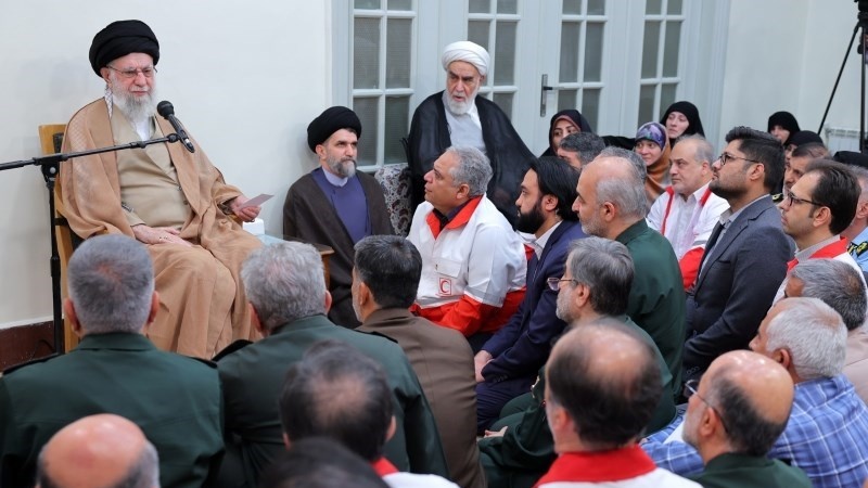  دیداری ئەندامانی دەستەی بەڕێوەبردنی کونگرەی نیشتمانی شەهیدانی فریاگوزار لەگەڵ ڕێبەری شۆڕش