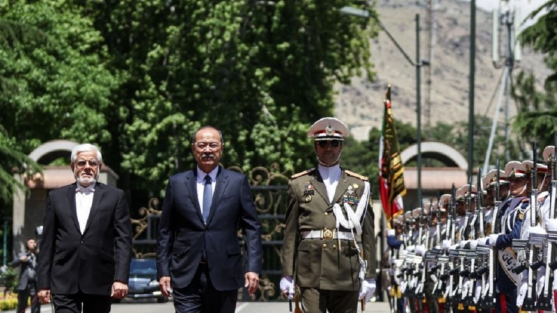تهران ته د ازبکستان د لومړي وزیر سفر