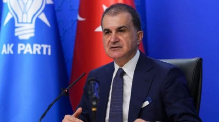ئاکپارتی: لەبارەی چەکدانانی پەکەکە لەگەڵ بەغدا، سلێمانی و هەولێر هەواهەنگین