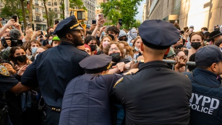 AMERIČKA POLICIJA UHAPSILA 78 SIMPATIZERA PALESTINE NA UNIVERZITETU KOLUMBIJA
