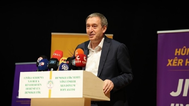 Tuncer Bekir Xan: Bidestxistina aştiyê girêdayî bi sazîbûna demokrasiya xwecihî