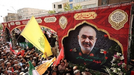 تہران میں شہدائے اقتدار کا جلوس جنازہ