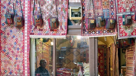 بازاڕی فەرشی تەورێز