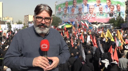 ڕێوڕەسمی پڕشکۆی بەرێکردنی شەهیدانی بەرگری پیرۆزی نەتەوەی ئێران