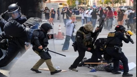 ABŞ polisi ilə etirazçıların toqquşmaları şiddətlənib