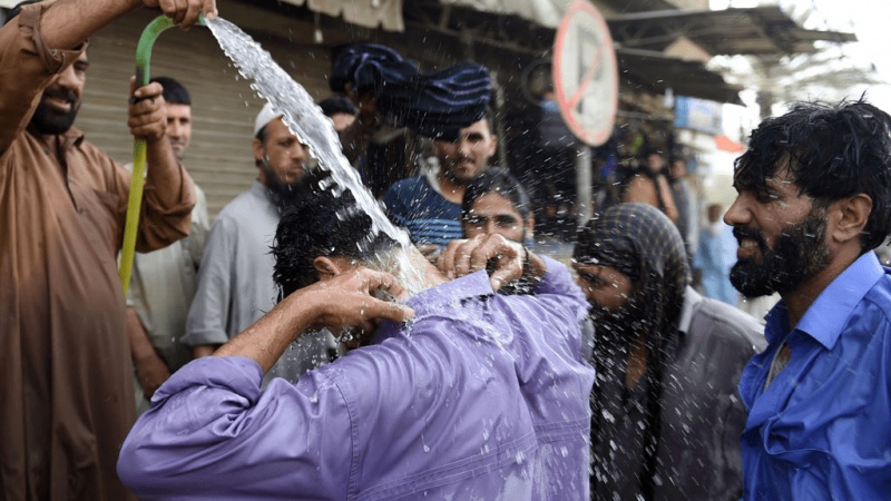 لاہور میں سورج کا قہر! گرمی نے 18 سالہ ریکارڈ توڑ دیا